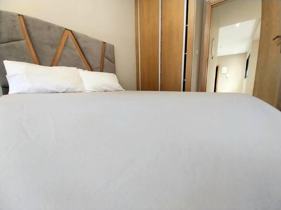 Appartement Cosy Proche Aeroport Deroua エクステリア 写真